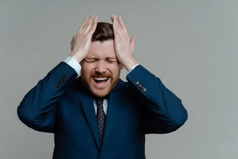 Upset businessman feeling stressed of failure at work Foto stock