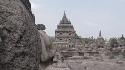 The upward jacking movement with another angle Stock Footage 243794086