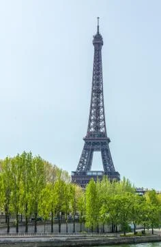 Upward View of Eiffel Tower, Paris, France Foto stock