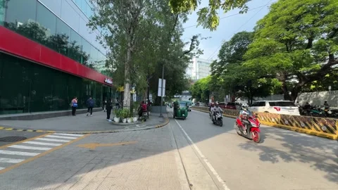 Urban Commute and Road Activity in Manila 4K 60fps Stock-Footage 338400013