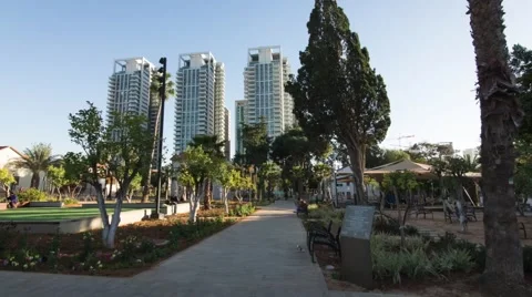 Urban hyperlapse park Vídeos de archivo 52613519