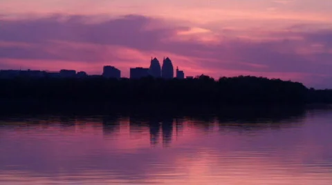 Urban landscape with sunset Vídeo Stock 715817