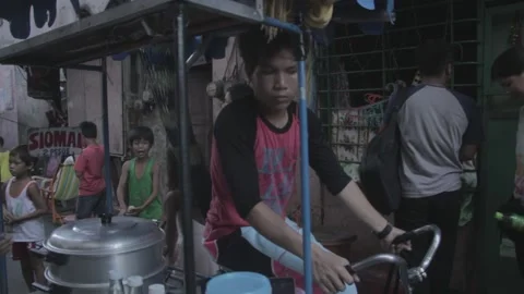 Urban poor community in Sta. Mesa, Manila Stock Footage 230090918