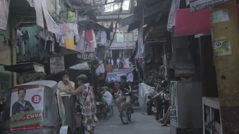 Urban poor community in Sta. Mesa, Manila Stock Footage 230090950