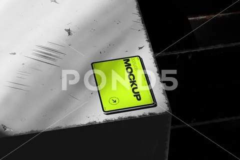 Urban Poster Mockup Template Modello PSD
