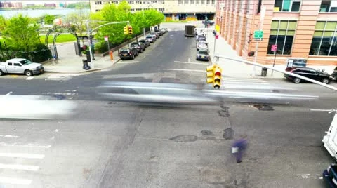 Urban Traffic Stock-Footage 11135608
