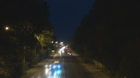 Urban traffic at night Vídeos de archivo 12174175