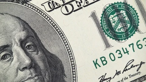 US 100 dollar bill 2006 rotating, money close up. 4K UHD video footage Video stock 99148882
