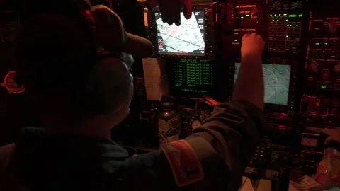 U.S. Air Force flight engineers monitor B-52 Stratofortress aircraft system Stockbeeldmateriaal 206048824