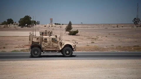 U.S. Air Force Mine-Resistant Ambush Protected All-Terrain Vehicle in desert Vídeos de archivo 201526819