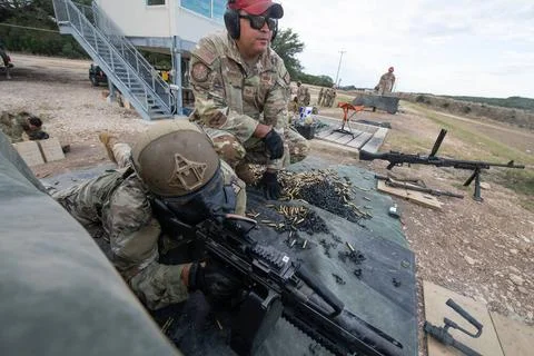 U.S. Air Force Tech. Sgt. Martin Barbosa, Lightweight Machine Gun Course i... Stock Photos