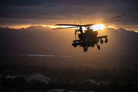 U.S. Army AH-64 Apache helicopter, assigned to 25th Combat Aviation Brigad... Foto stock