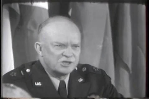 U.S. Army General Dwight David Eisenhower gives an interview to the media - 1951 스톡 동영상 92484619
