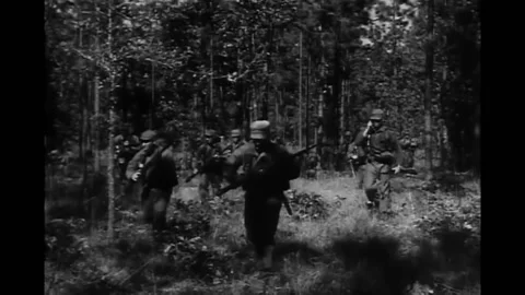 US Army Rangers learn to operate in smal... | Stock Video | Pond5