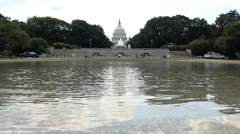 US Capitol with Water 動画素材 595972