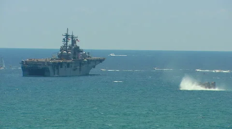 US Carrier Hovercraft Vídeos de archivo 56364860