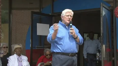 U.S. Congressman Jim Moran on equal pay in the government Video stock 11131136