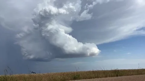 US: Dramatic Supercell Thunderstorm Towers Over South-Central Kansas Stock Footage 336102920