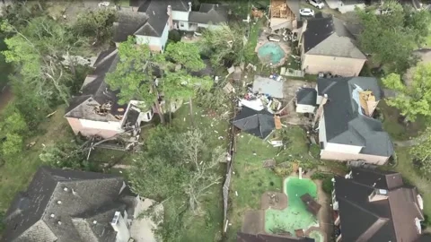 US: Drone Reveals Devastation Across Memorial Northwest As Urgent Rescues... Vidéo 321832911