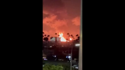 US: Explosion Sparks Massive Fire at Chevron Refinery in El Segundo, CA 2... Stock Footage 320850447