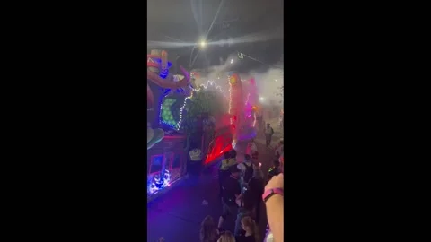 mardi gras float catches fire