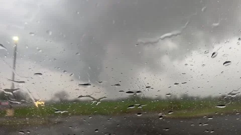 US: Massive Shelf Cloud Advances Over Vilonia As Severe Storms Trigger To... Stock Footage 330918493