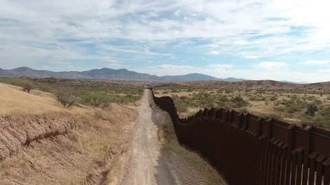 US-Mexican border in Arizona, aerial Stock Footage