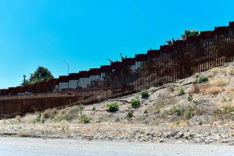US-Mexico Border Wall Stock-Fotos
