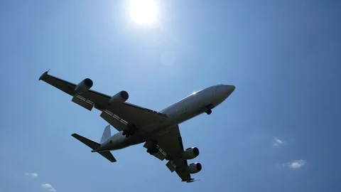 U.S. Navy E-6 Mercury landing at the 2019 Thunder Over Michigan Airshow Stock Footage 114410785