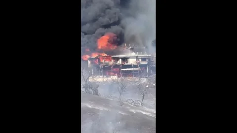 US: Palos Fire destroys homes as flames spread through La Habra Heights, ... Stock Footage 345770874