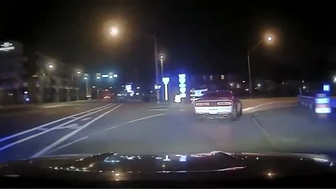 US: Reckless Driver Crashes into Nashville Officers Patrol Car After Wil... Video stock 289844552