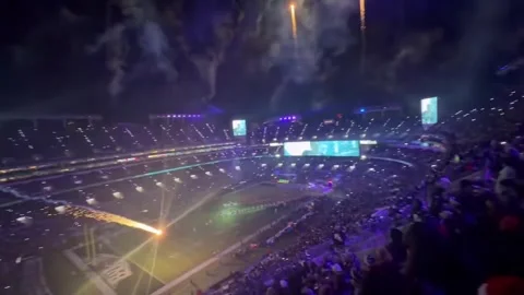 US: Rogue Firework Lands on Field Before Ravens-Patriots NFL Game Stock-Footage 324881737