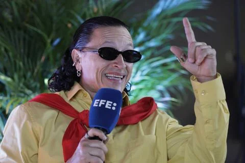 US singer Elvis Crespo in interview in Bogota, Colombia - 16 Sep 2026 Foto stock
