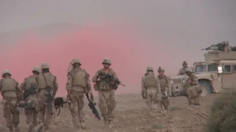 US troops during rescue training exercises in the Middle East Stock Footage 85603040