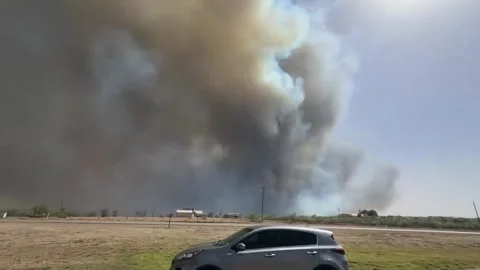 US: Wildfires continue burning across Texas Panhandle Stock Footage 335210919