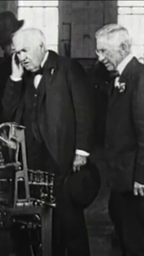 USA - 1923 - Thomas Edison admires a new lightbulb factory in 1919. Stock Footage 338394372