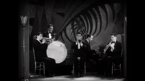 USA - 1929 - The Indiana Five perform the jazz song "Clarinet Marmalade" on Stock Footage 340663271