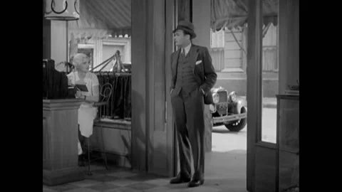 USA - 1931 - In this comedy, two men and a woman drink at a diner bar. Another Stockbeeldmateriaal 325213337