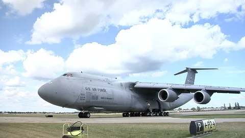 USAF Lockheed C-5 Galaxy -taxis past camera Stock-Footage 90399258