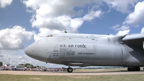 USAF Lockheed C-5 Galaxy -taxis past camera Video stock 90399639