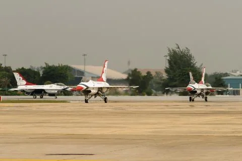 Usaf thunderbirds getting prepped for take off Stock Photos