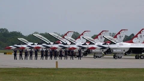 USAF Thunderbirds Warming Up before the Fort Wayne Airshow Performance Stock Footage