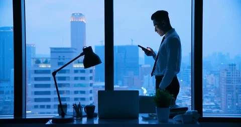 Use smartphone at night Stock Footage 109366438