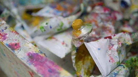 Used tubes of paint close-up Stock-Footage 73340438