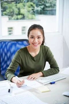 User interface designer drawing sketches Foto stock