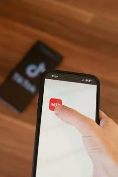 User Transition: Exploring RedNote as TikTok Fades Stock Photos