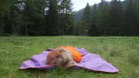 Ushtrasana Stock Footage 125587082