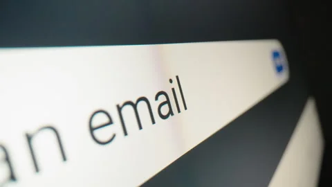 Using artificial intelligence to write an email with a text prompt Stock Footage 336647484