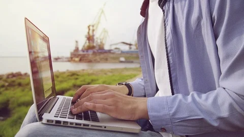 Using Computer Stock Footage 90069713