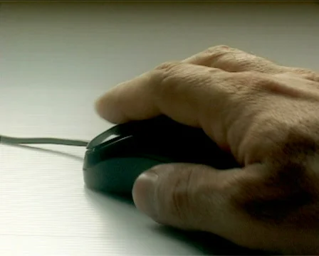 Using comuter mouse Stock-Footage 474391